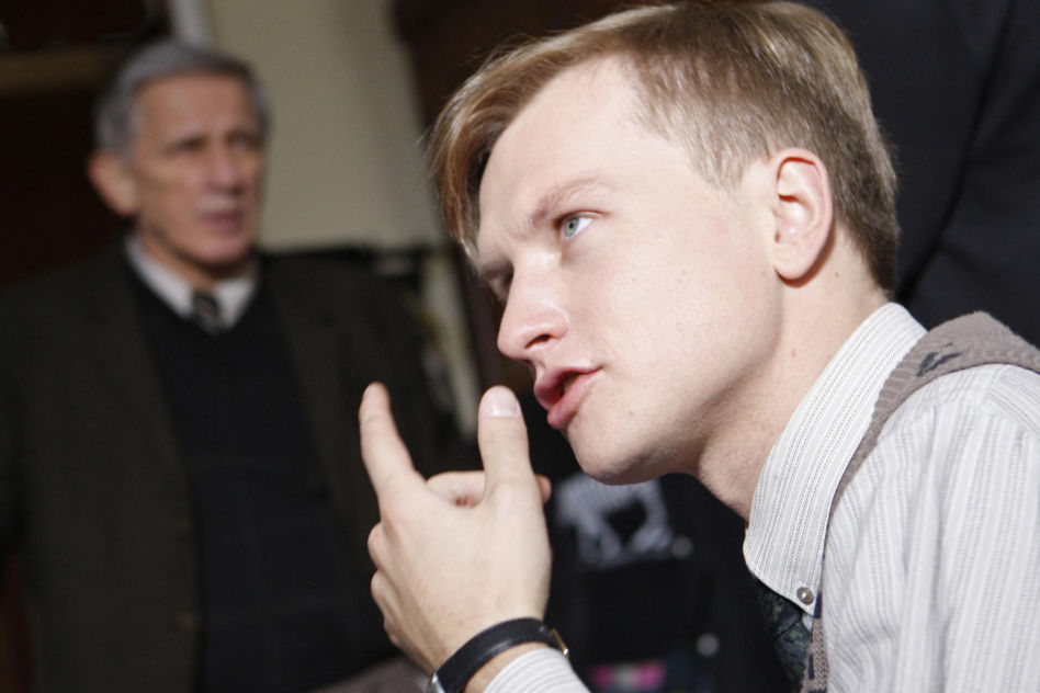 Od nastolatka z "Na Wspólnej" do eleganckiego mężczyzny. Tak zmieniał się Jakub Wesołowski