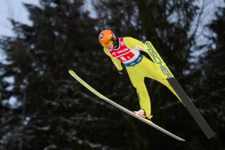 O której godzinie skoki narciarskie dzisiaj, sobota 22.11.2025. PŚ Lillehammer