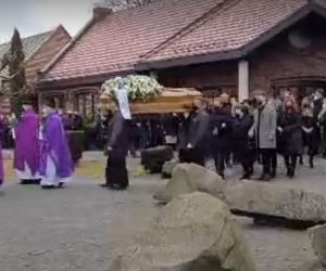 Pogrzeb milionera Karola Kani ze Śląska, który zginął  w katastrofie lotniczej w Pszczynie