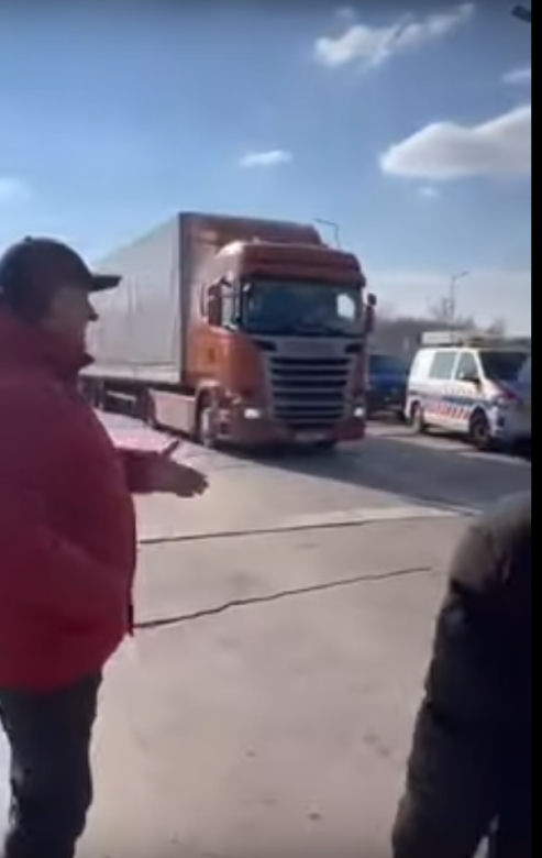Filip Chajzer + Tiry na przejściu granicznym