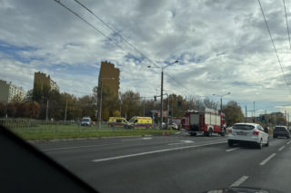 Wjechał na czerwonym i staranował hondę. Pół Lublina stanęło w korkach!