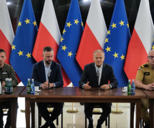 Donald Tusk na miejscu wybuchy na Lubelszczyźnie