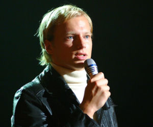 Tak Maciej Stuhr zmieniał się przez lata. Dziś trudno w nim rozpoznać chłopaka z Fuksa