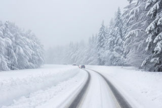 Atak zimy. Pół metra śniegu zasypie... te regiony!