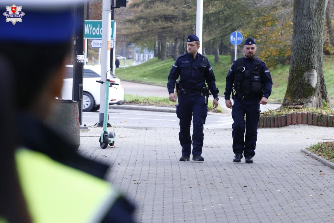 Lubelscy policjanci dbali o bezpieczeństwo na trasach regionu w okresie Wszystkich Świętych