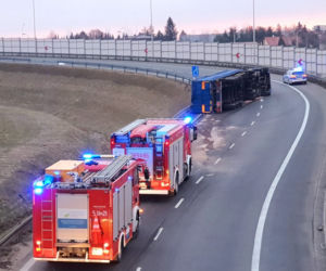  TIR przewrócił się na ekspresówce