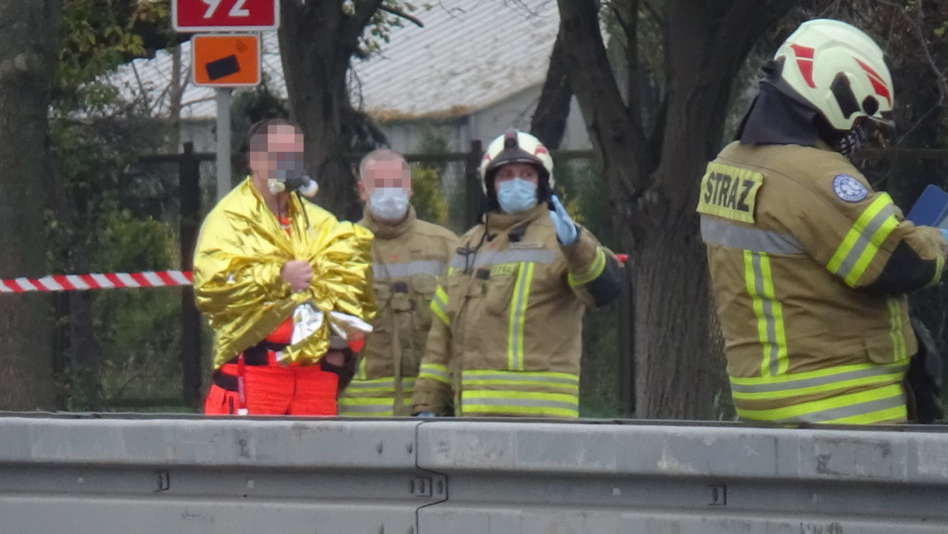 Tragiczny wypadek karetki, która wiozła zakażonego