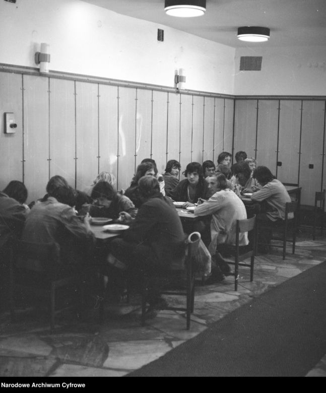 QUIZ PRL. Tak pracowano w Polsce Ludowej