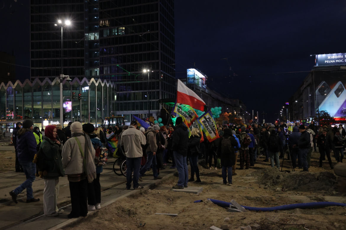 Strajk Kobiet w Warszawie. Tłumy znów wychodzą na ulice