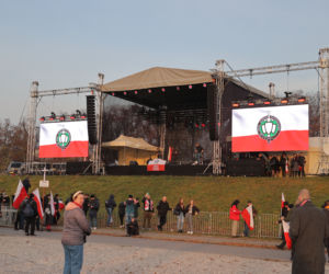Marsz Niepodległości pod Stadionem Narodowym
