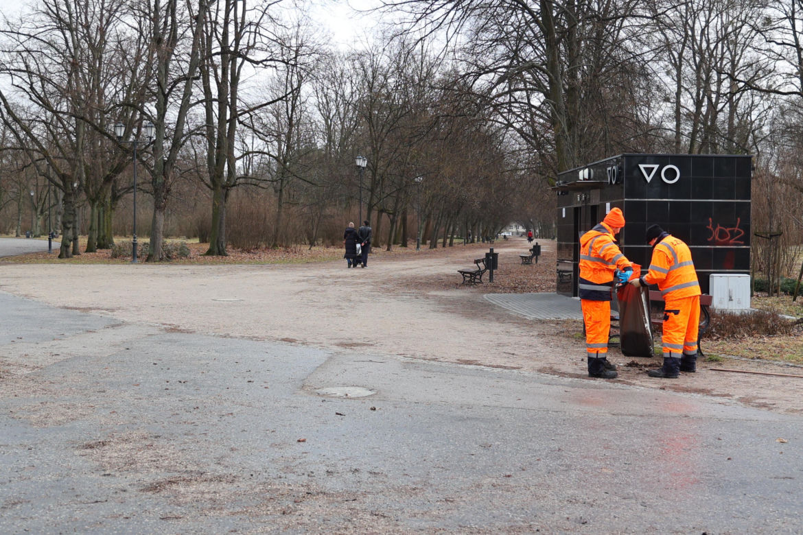 Trwają przygotowania do wiosny. Wielkie sprzątanie w łódzkich parkach