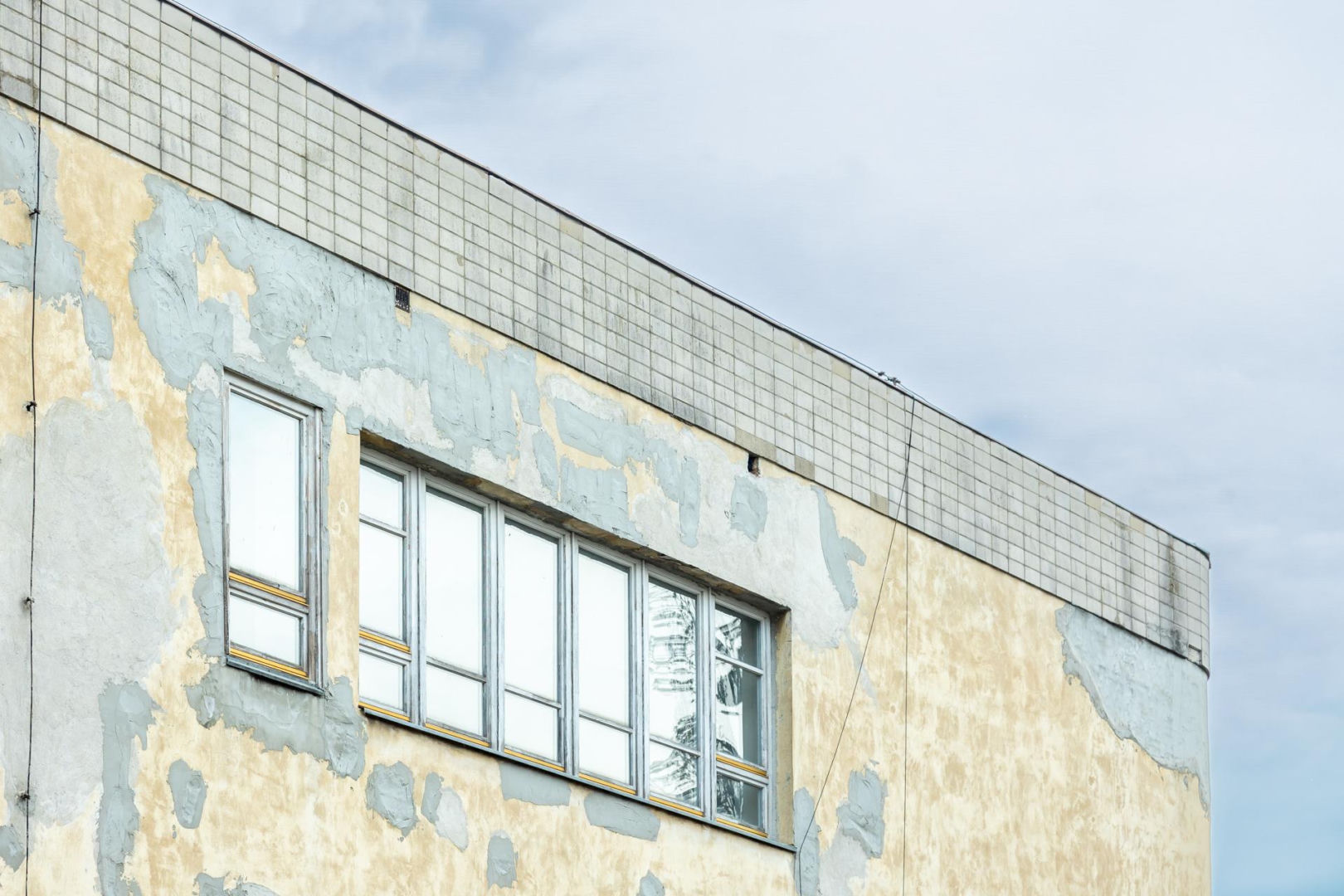 Dawna szkoła powszechna na Słomińskiego 1 w Warszawie