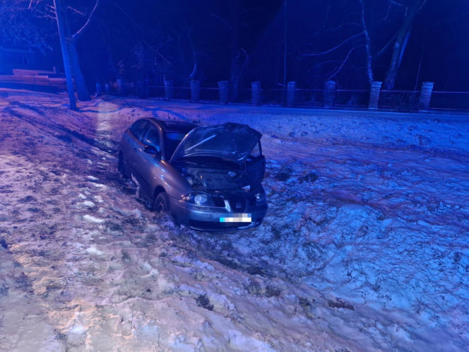 Pościg przez trzy powiaty za złodziejem paliwa. Finał w rowie w Zabrzewie w powiecie leszczyńskim