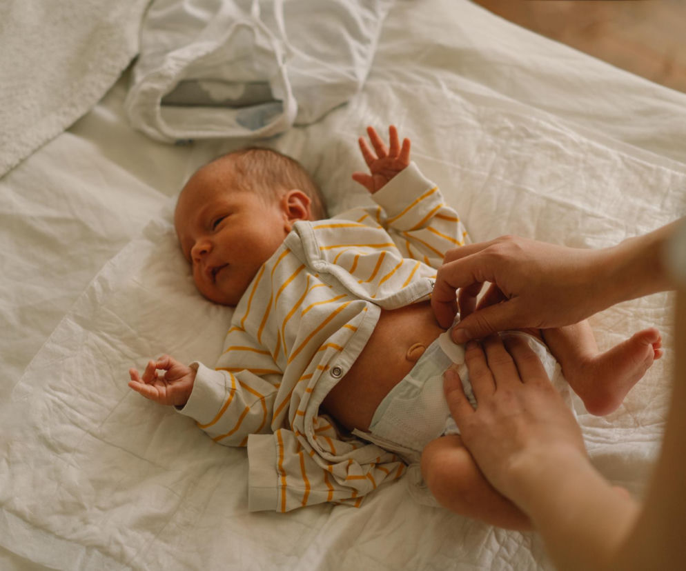 Noworodek w czasie przedwiośnia. Lekarze przypominają o jednej ważnej zasadzie