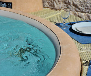 Jacuzzi