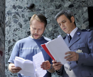 Ojciec Mateusz 10 sezon. Ksiądz Mateusz (Artur Żmijewski), Orest Możejko (Piotr Polk)