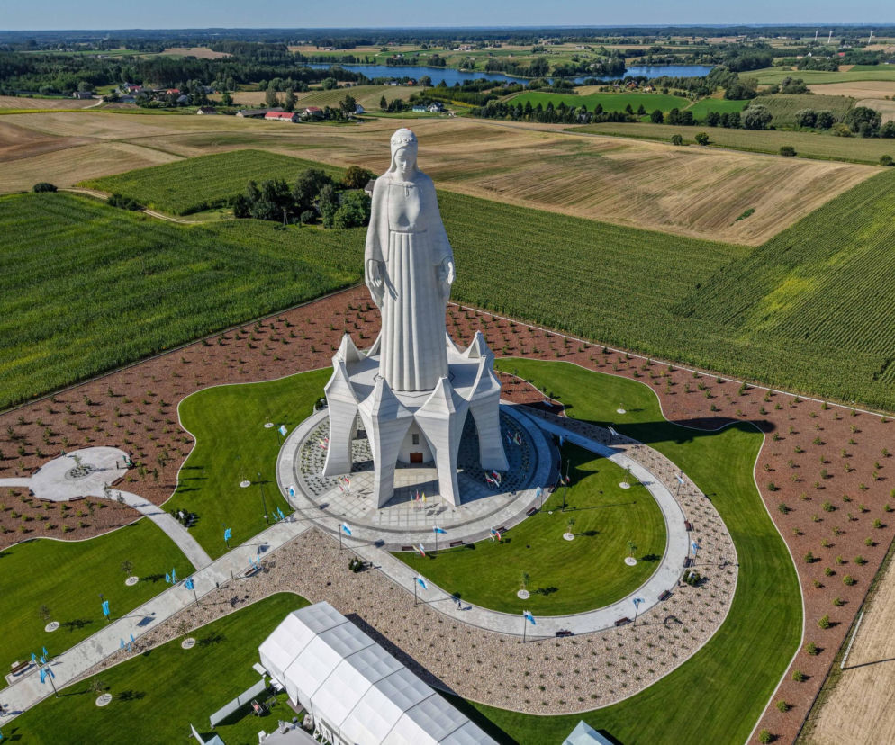 Wszystko zaczęło się od słów lekarza. Dziś stanie tam największa Maryja w Europie