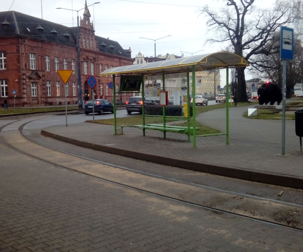 Przystanek tramwajowy przy Placy Słowiańskim w Elblągu
