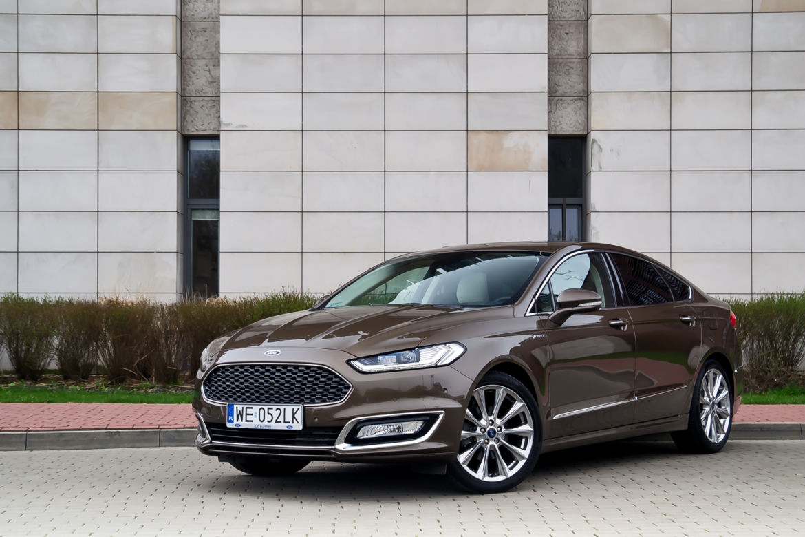 Ford Mondeo Vignale 2.0 TDCi 210 KM Twin-turbo PowerShift