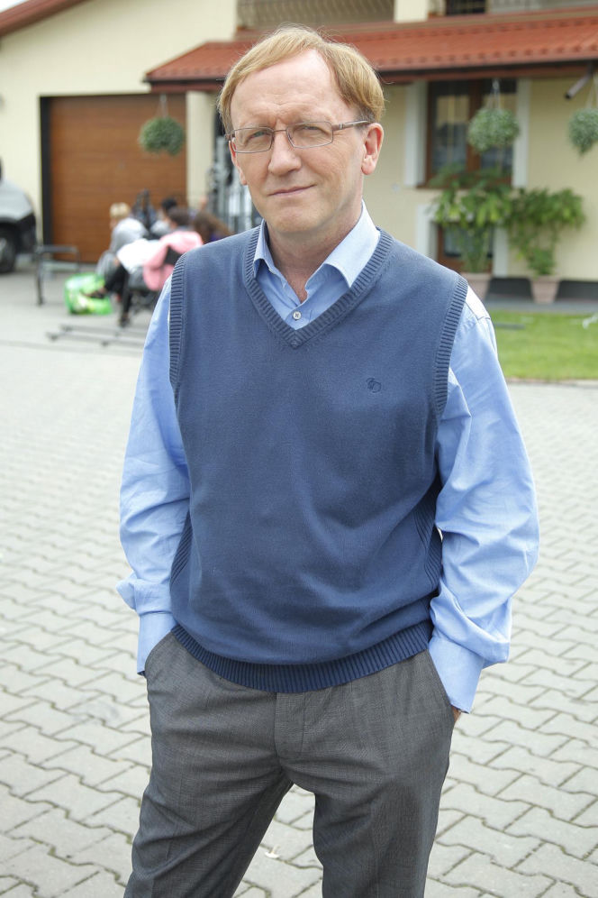Artur Barciś kiedyś i dziś. Tak przez lata zmieniał się niezapomniany Norek z "Miodowych lat"