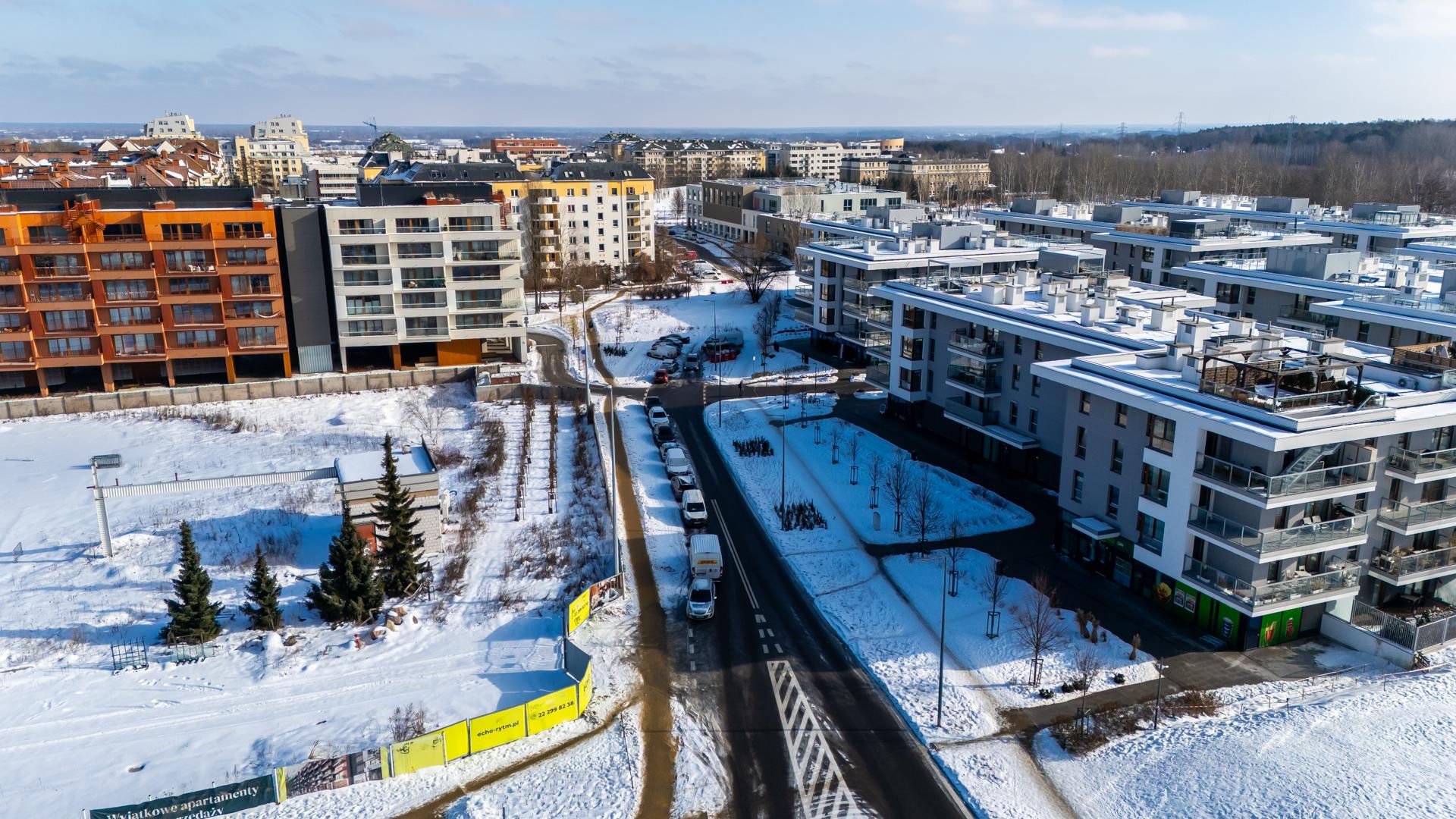 Działka po dawnym Tesco na Kabatach w Warszawie