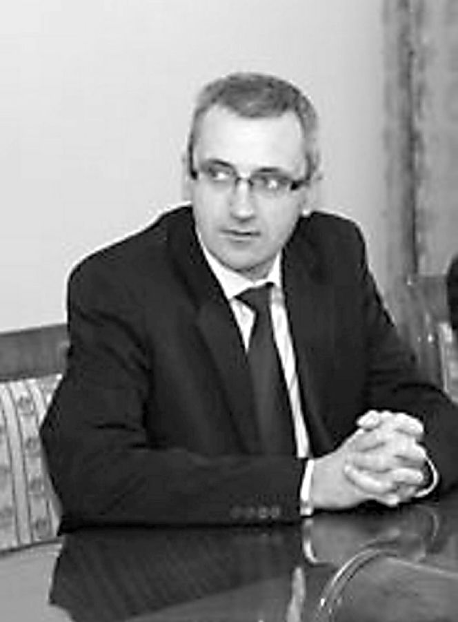 Krwawy HORROR w Rakowiskach pod Białą Podlaską! 18-latek w szale POSIEKAŁ rodziców
