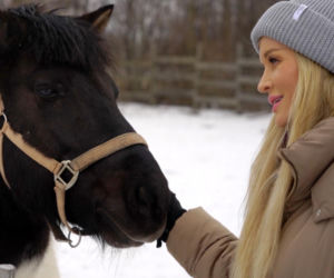 Joanna Krupa odwiedza schronisko dla zwierząt