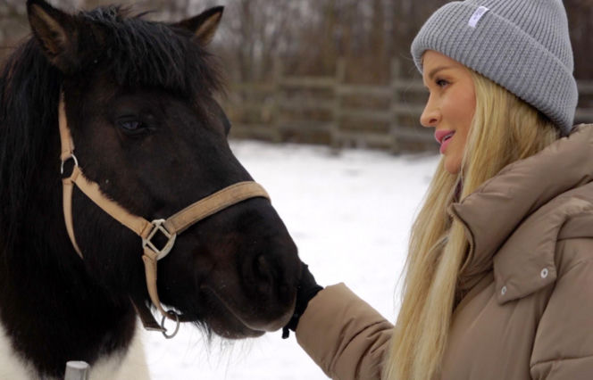 Joanna Krupa odwiedza schronisko dla zwierząt