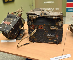 Przez lata spoczywały na dnie jeziora. Pozostałości latającej fortecy trafiły do szczecińskiego muzeum