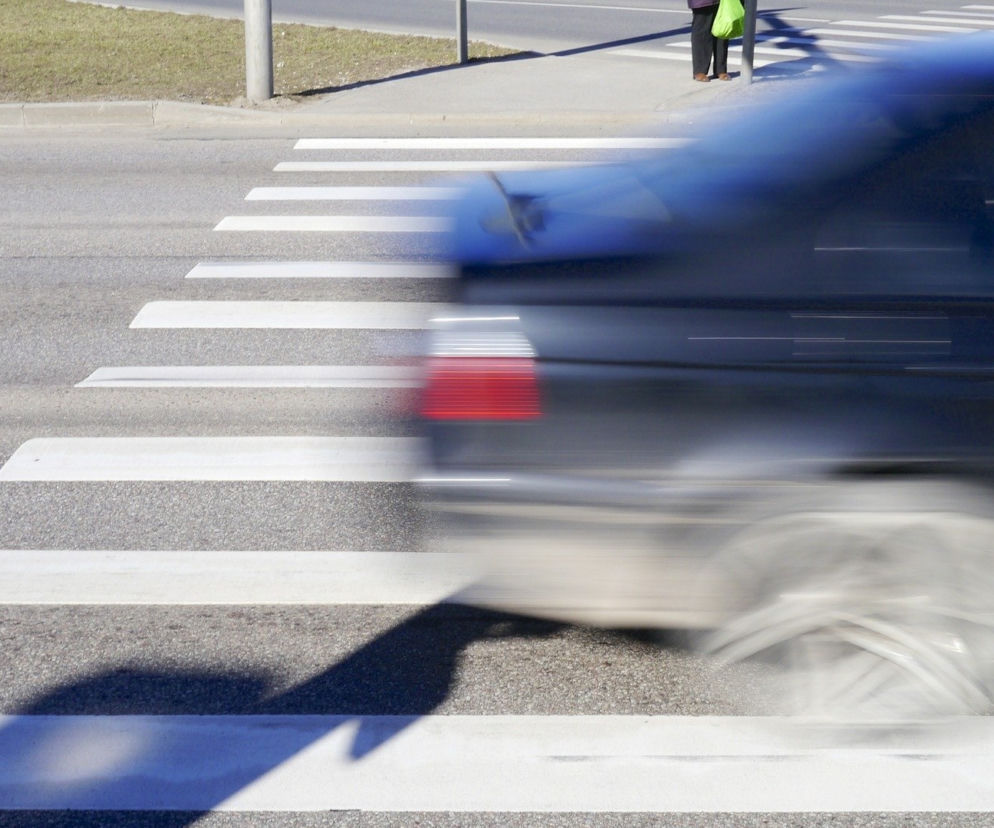 Lublin: Samochód WJECHAŁ w 15-latkę na pasach! Za kierownicą siedział... 80-latek