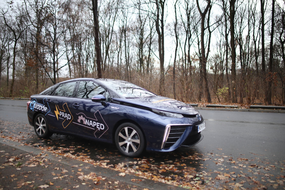 Toyota Mirai zarejestrowana w Polsce