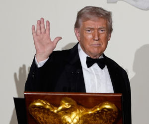 Trump mówi o broni masowego rażenia. Zabijają Amerykanów