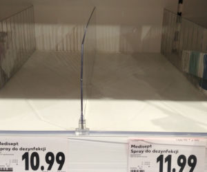 Puste półki w sklepach