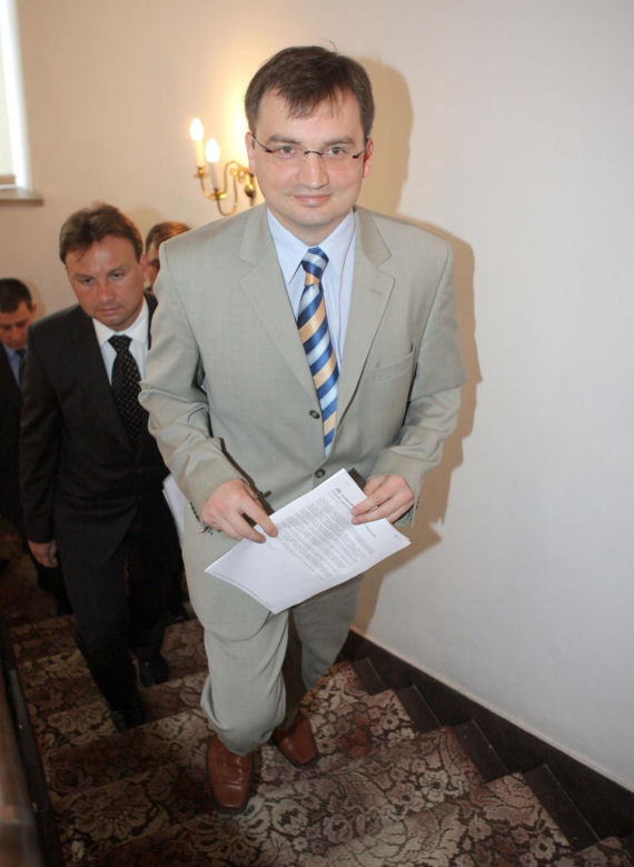 Zbigniew Ziobro - od szeryfa do uciekiniera