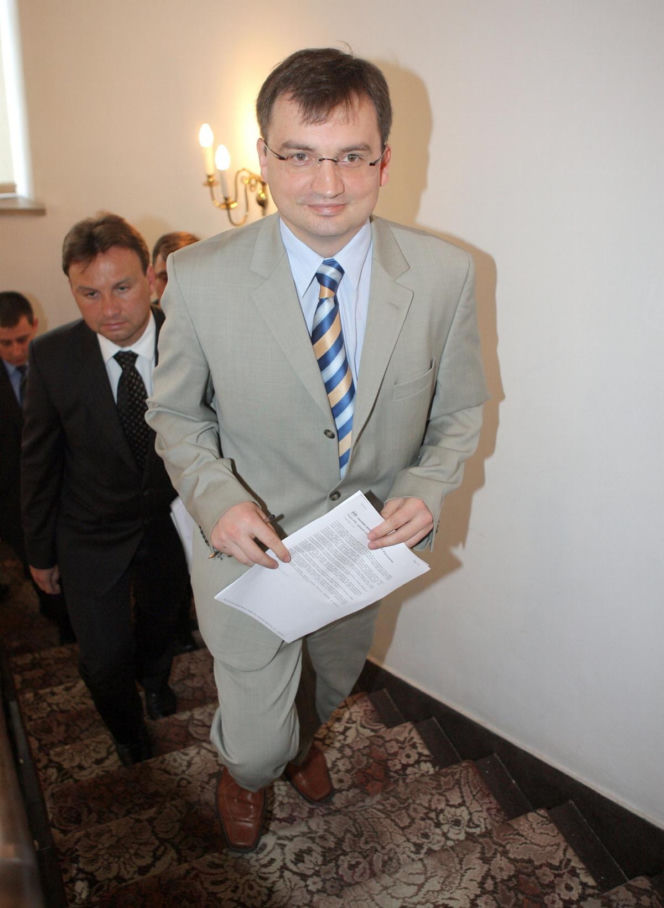 Zbigniew Ziobro - od szeryfa do uciekiniera