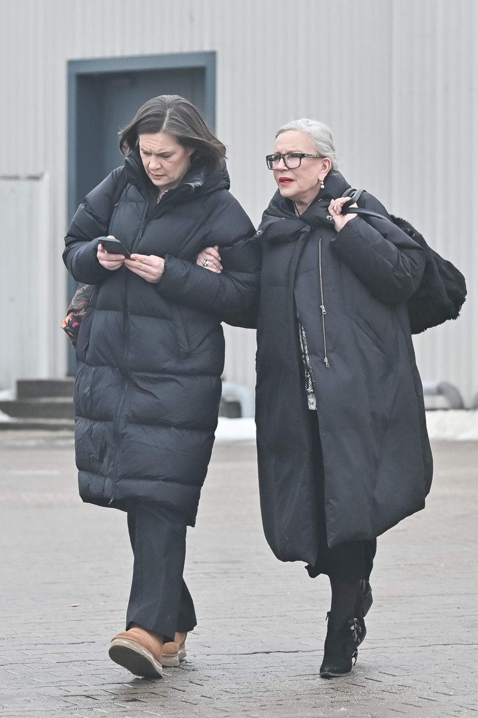 Krystyna Janda kurzy w aucie