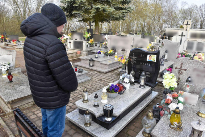 Siedmioro nastolatków zginęło w wypadku pod Chełmnem. Tata Patryka wciąż przeżywa tragedię