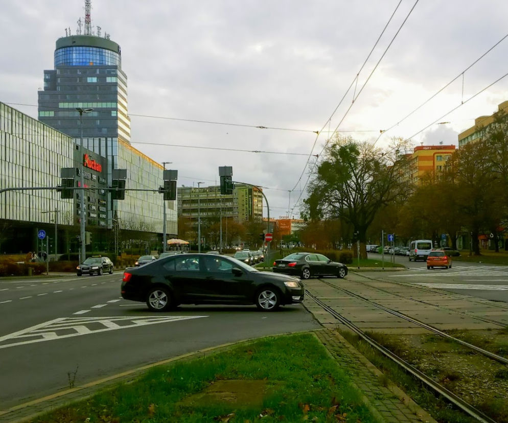 Ważne skrzyżowanie w centrum Szczecina bez sygnalizacji