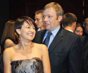 ŻENIĘ SIĘ, WIĘC MUSZĘ SCHUDNĄĆ.