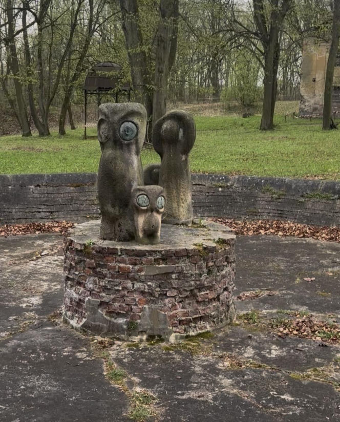 Sowy autorstwa Bronisława Chromego