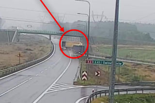 Tir wpadł w poślizg i wbił się w barierę na S6. GDDKiA publikuje nagranie ku przestrodze