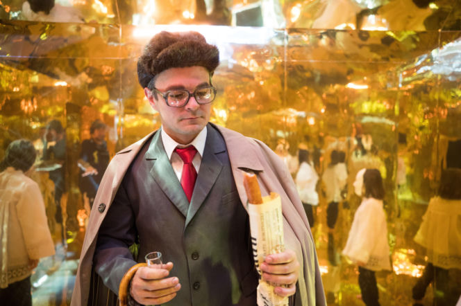 Dawid Ogrodnik w "Prałacie"