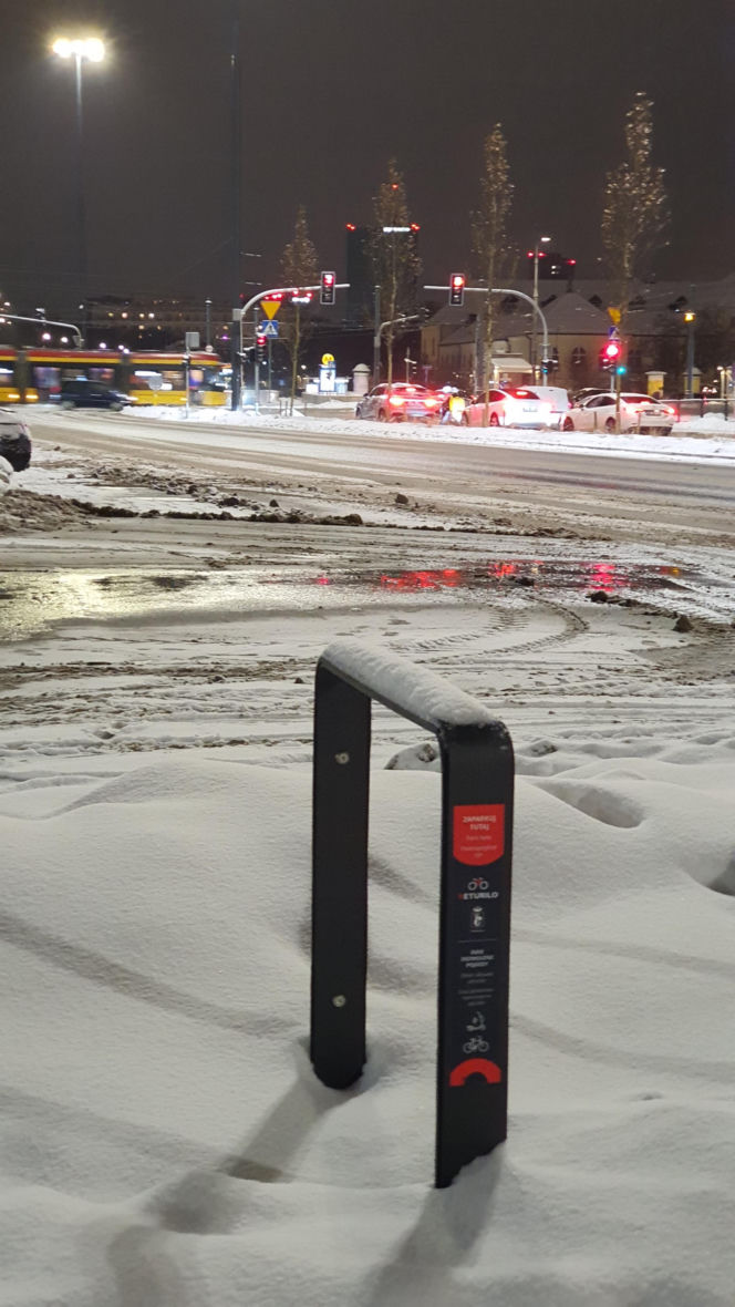 Zimowe utrudnienia w Warszawie