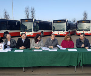 Podpisanie umowy najmu 48 nowych autobusów w Gdańsku