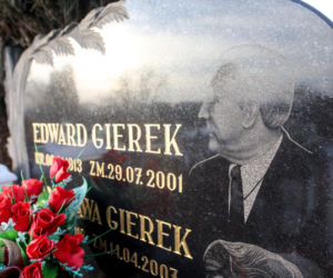 Grób Gierka a 113. rocznicę jego urodzin