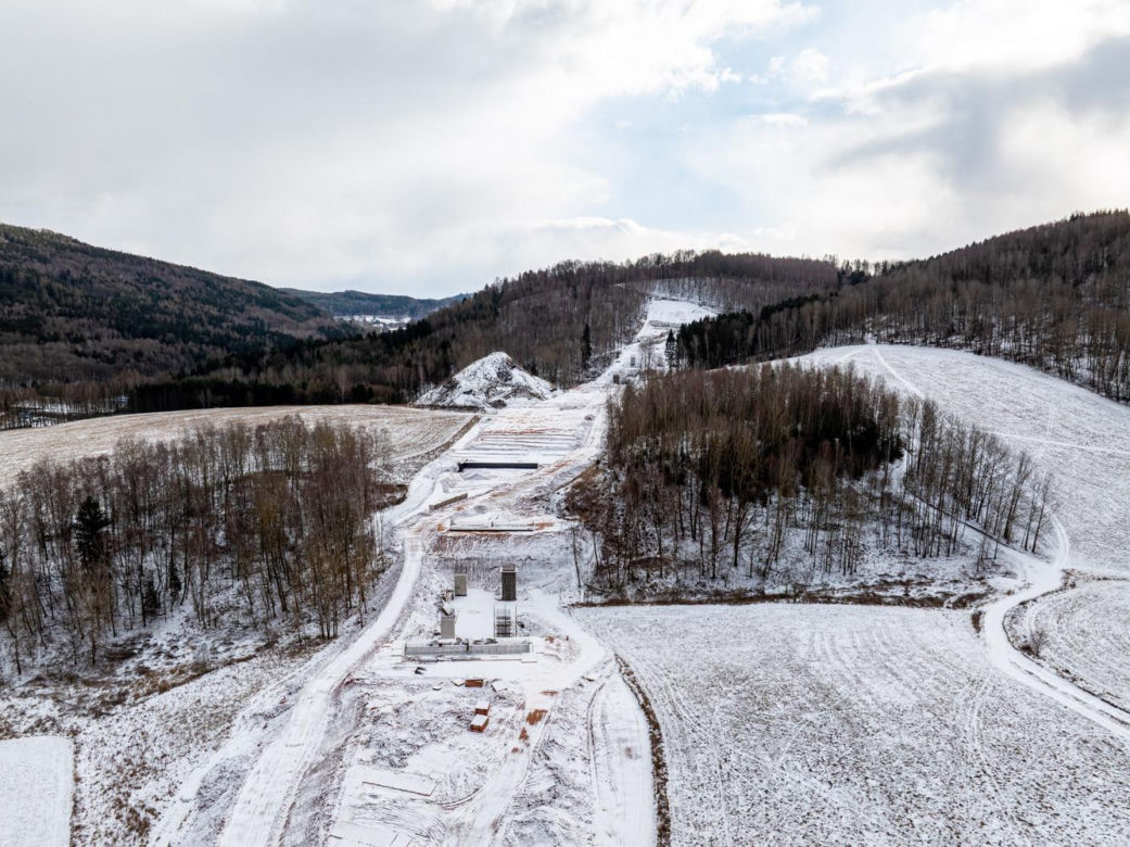 Budowa D11 w Czechach do granicy z Polską S3 w Lubawce