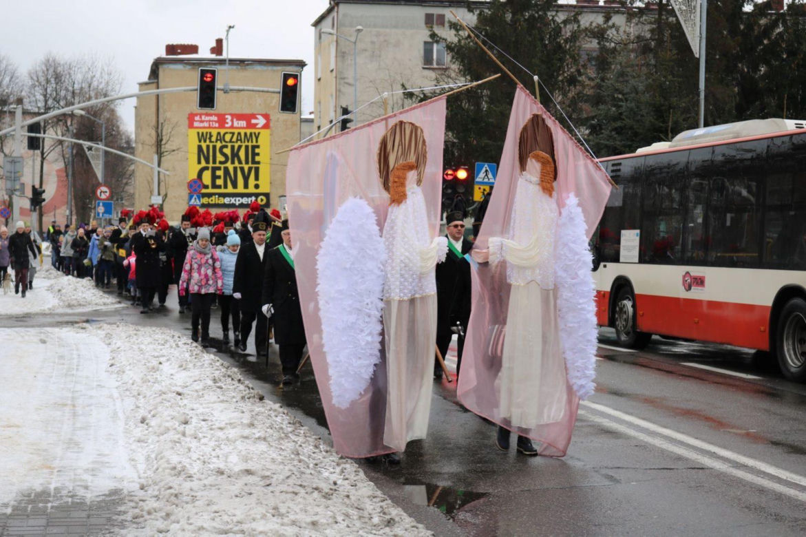 Orszak Trzech Króli w Piekarach Śląskich w ostatnich latach