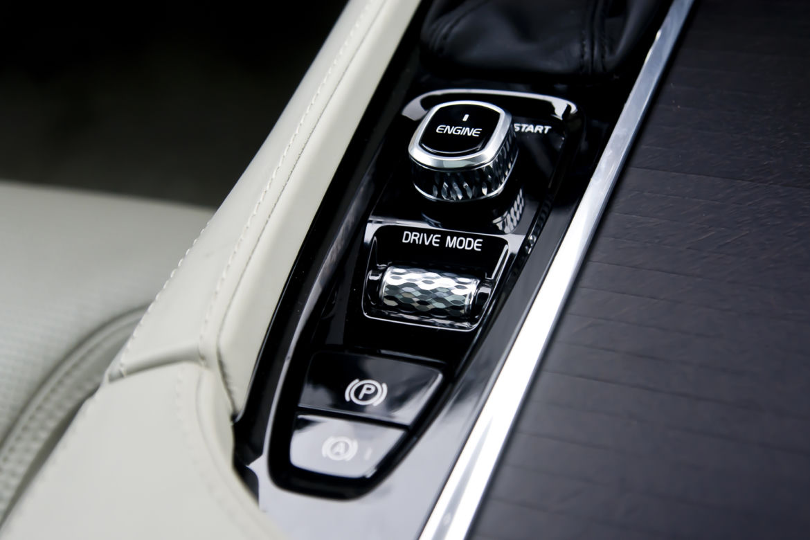 Volvo V90 Cross Country T6
