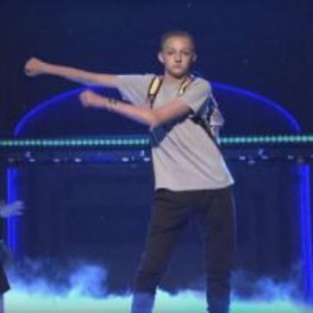 Backpack Kid - kim jest chłopak z plecakiem z występu Katy Perry?