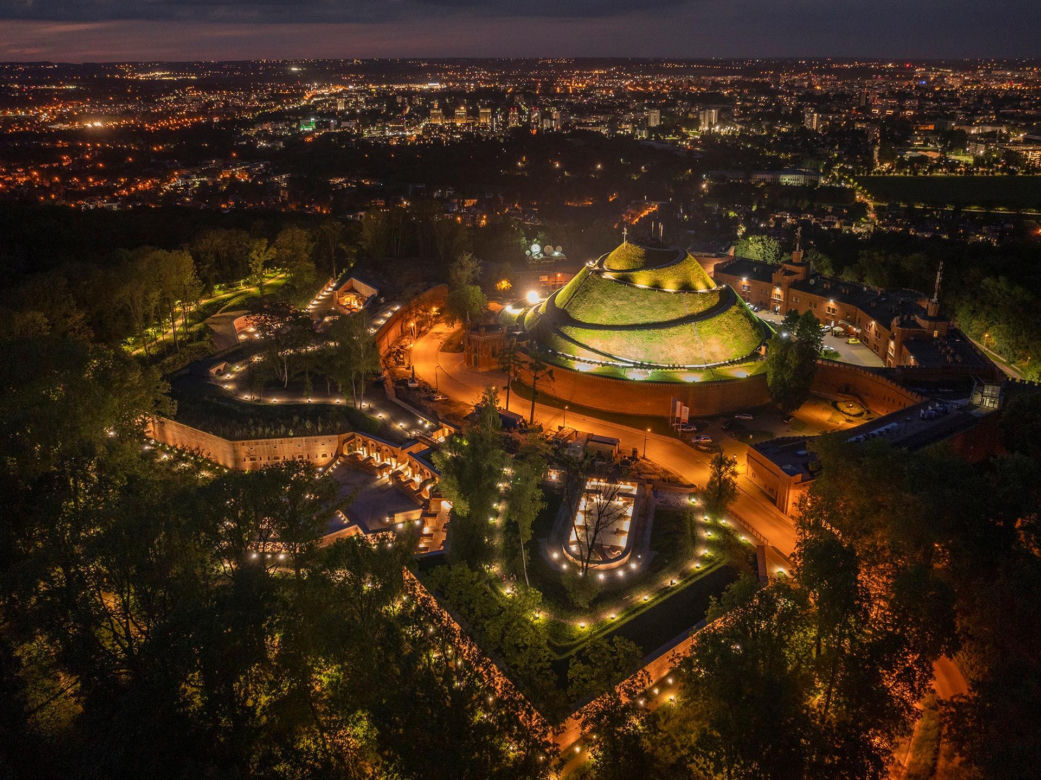 W Krakowie otwiera się nowy park. Metamorfoza u stóp Kopca Kościuszki 